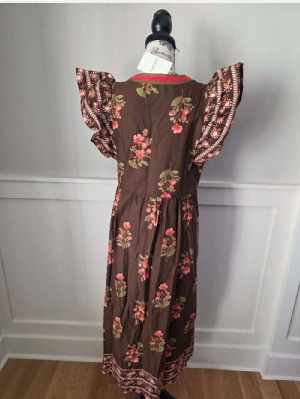Gorgeous Floral Midi Dress-NWT - Picture 15 of 15